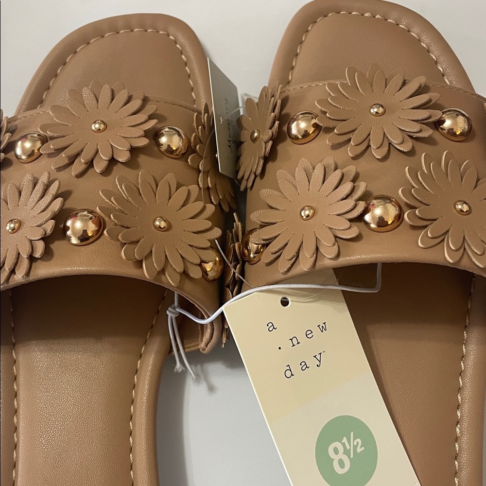 Ziva Tan Floral Slide Sandals NEW Sz.8.5 - Picture 4 of 9